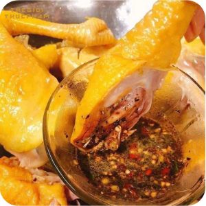 Gà ủ muối gia truyền nữa con thơm ngon