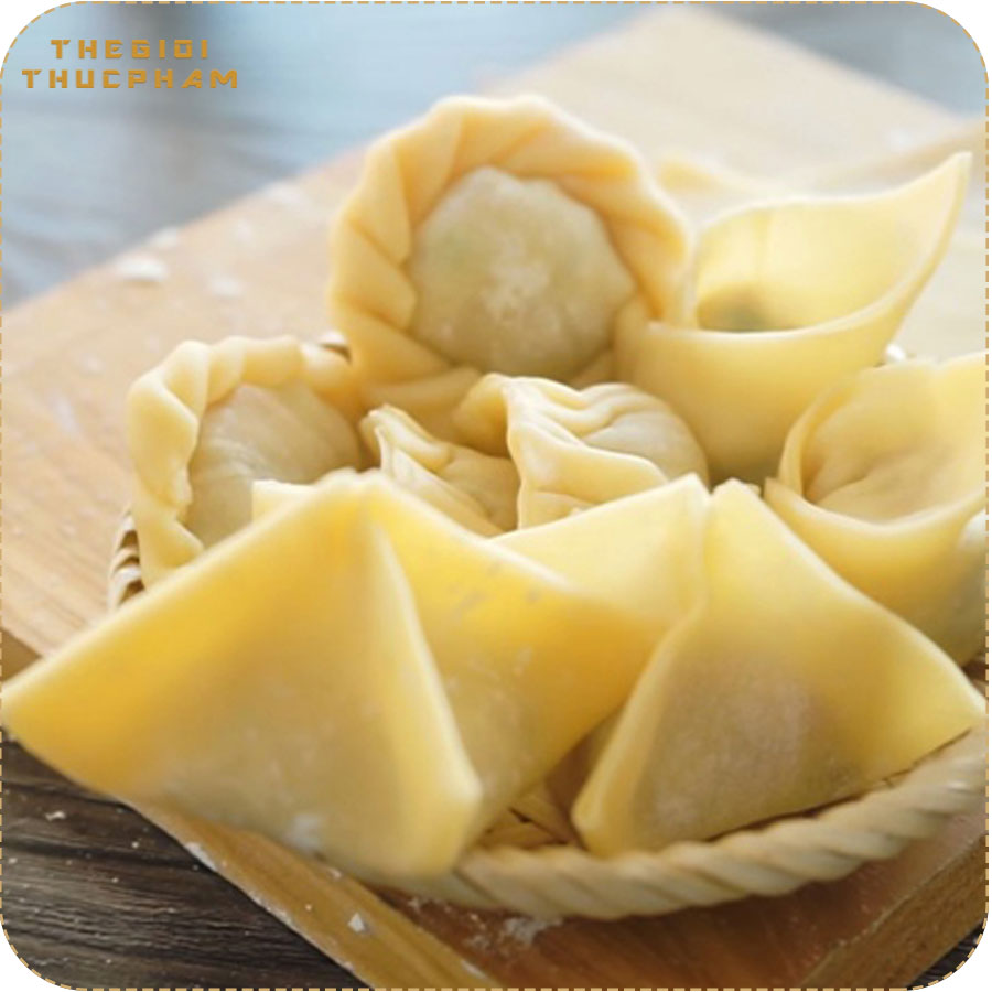 Hoành thánh nhân tôm thịt Anh Thư 500gr Hoành thánh nhân tôm thịt Anh Thư 500gr